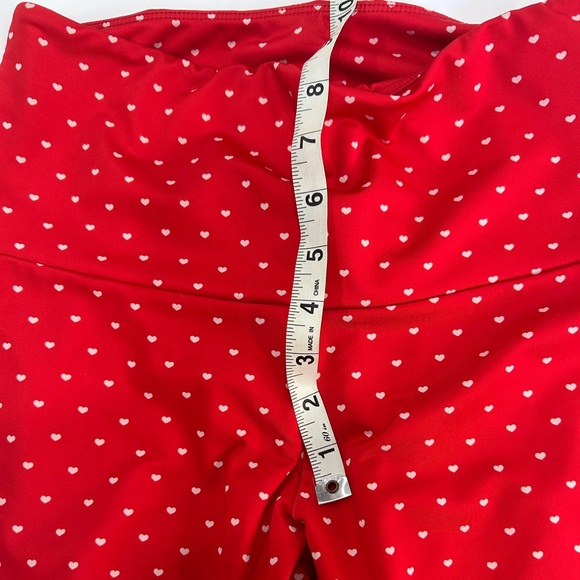 Onzie women’s Heart patterned Leggings size M/L perfect for Valentines ❤️ - Picture 11 of 11